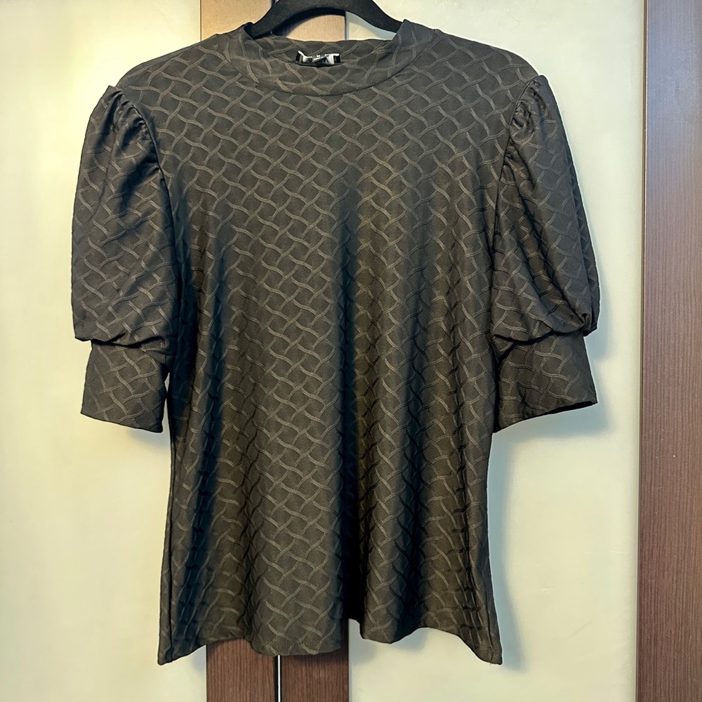 Black Patterned Top Size M